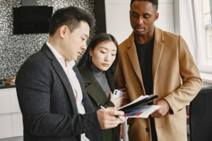 How Organizations Can Use AI to Check Consistency Across Translated Documents